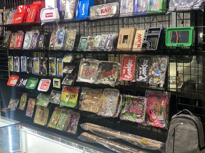 Wall of RAW, Cookies and novelty rolling trays